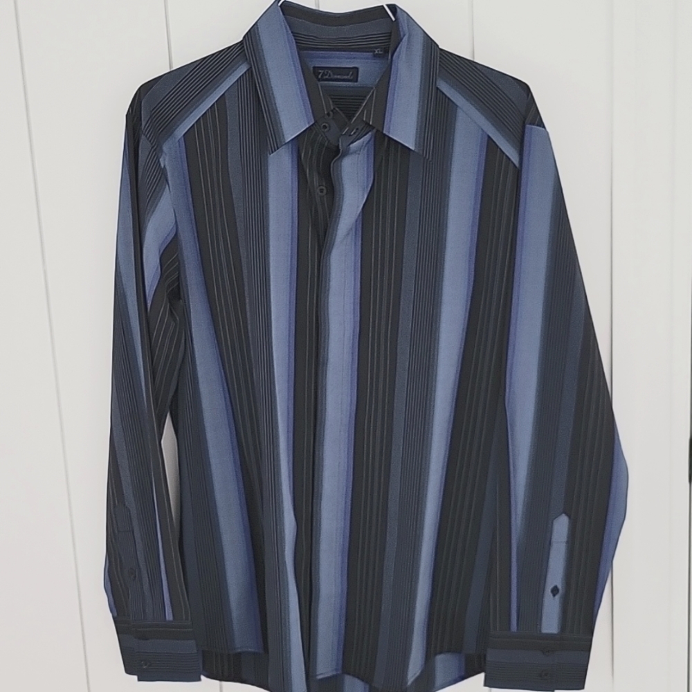 Great Dress Shirt for a night out!